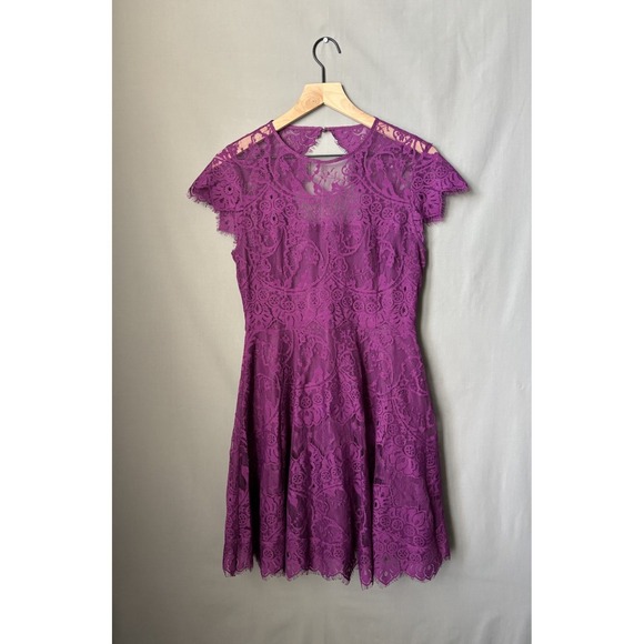 BB Dakota Dresses & Skirts - BB Dakota Women's 8 Purple Rhianna Illusions Fit & Flair Open Back Lace Dress